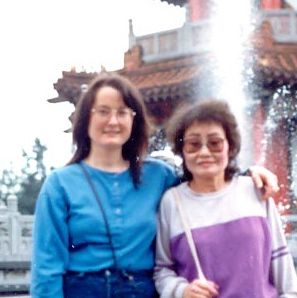 Dmae & Mom in Taiwan
